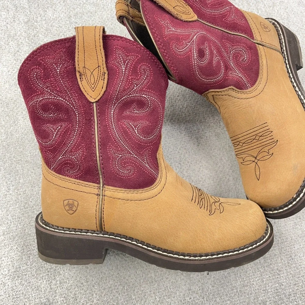 Ariat Boots Fatbaby Heritage Women 7.5 B 10026116 Burgundy Tan Western Cowgirl